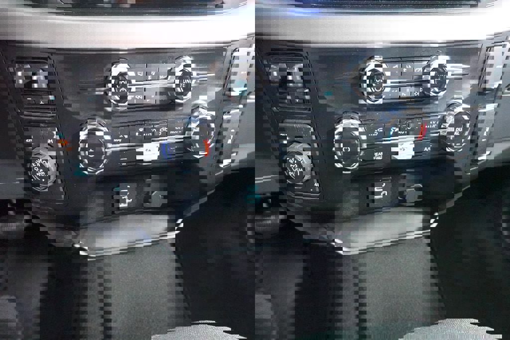 Used 2024 Ford F150 XLT w/ Tow/Haul Package image 25