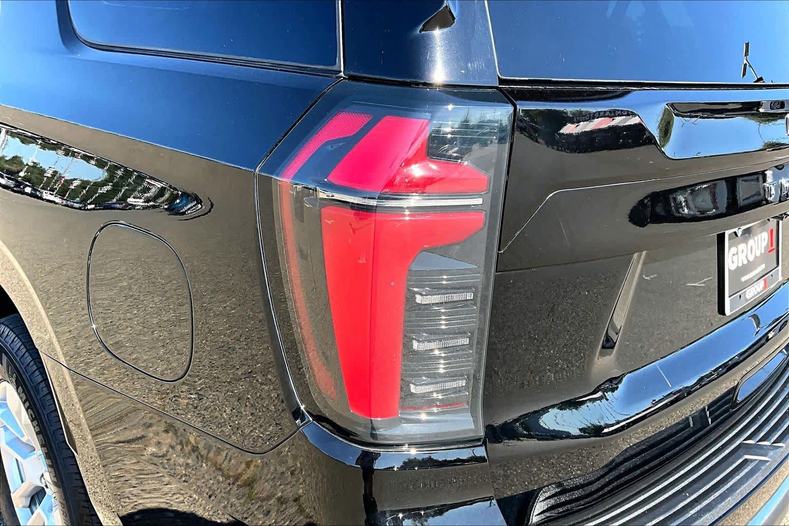 Used 2025 Chevrolet Tahoe LT AWD/4WD image 28