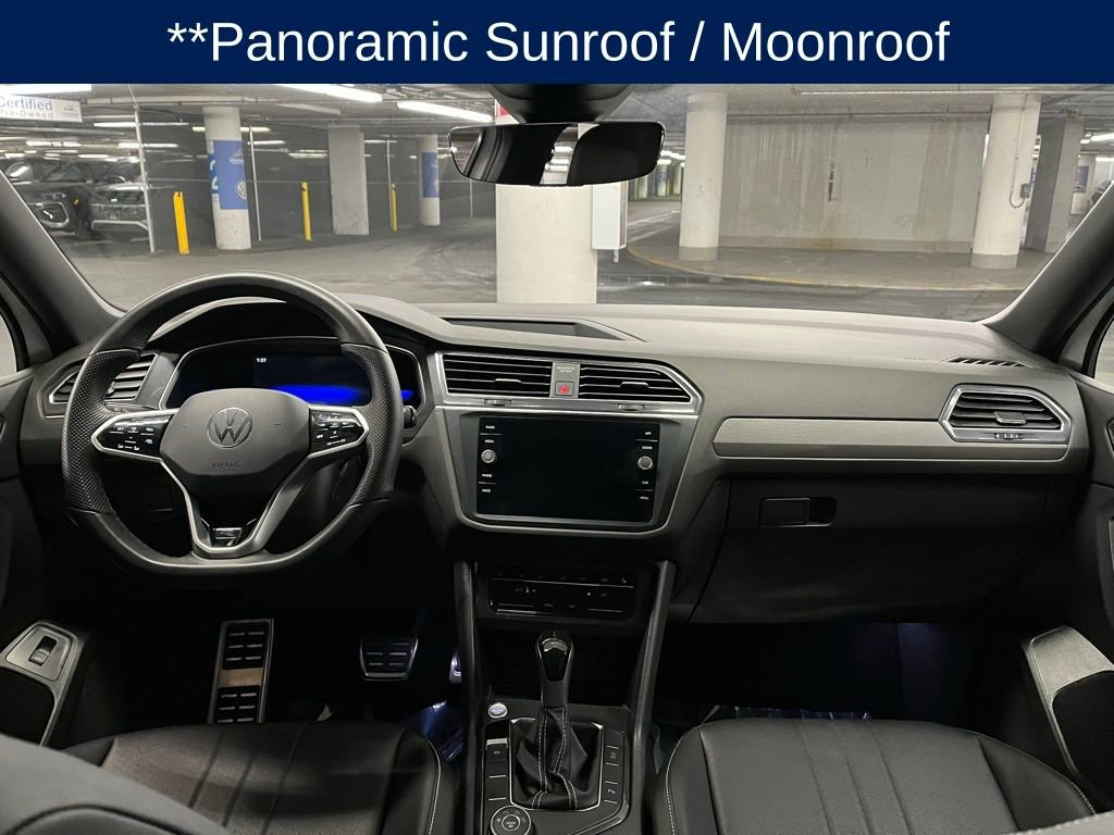 Certified 2022 Volkswagen Tiguan SE R-Line image 7