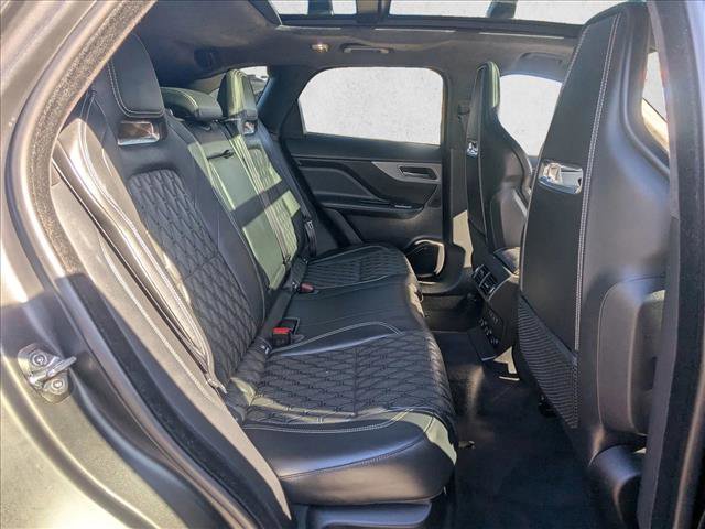 Used 2020 Jaguar F-PACE SVR image 20