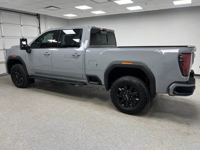 Used 2025 GMC Sierra 3500 AT4 w/ AT4 Premium Plus Package image 6