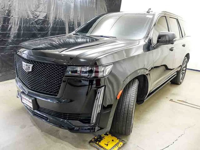 Used 2022 Cadillac Escalade Sport w/ Touring Package AWD/4WD image 4