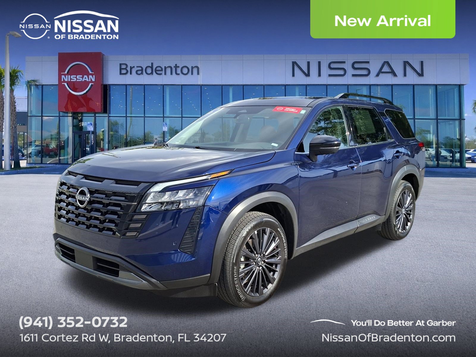 Used 2026 Nissan Pathfinder SL w/ SL Premium Package FWD video 1
