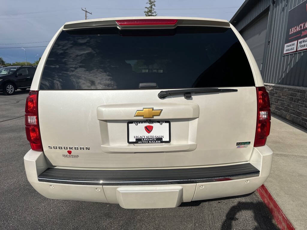 Used 2012 Chevrolet Suburban LTZ AWD/4WD image 3