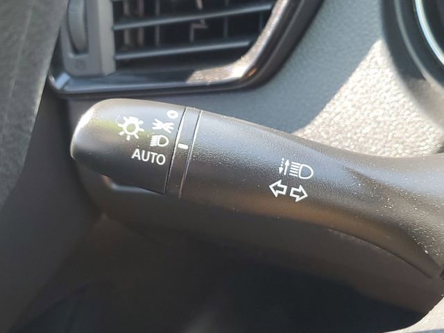 Used 2019 Nissan Rogue Sport SV image 14