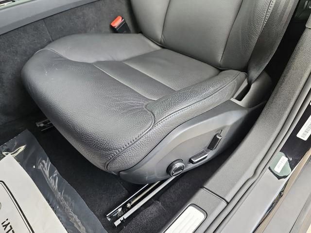 Used 2025 Volvo V60 B5 Cross Country Plus image 40