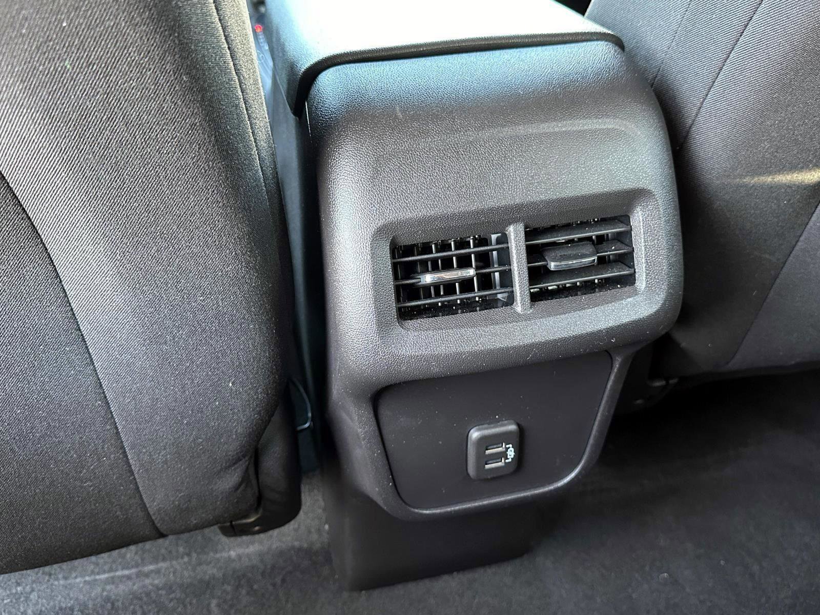 Certified 2024 Chevrolet Equinox LT image 12