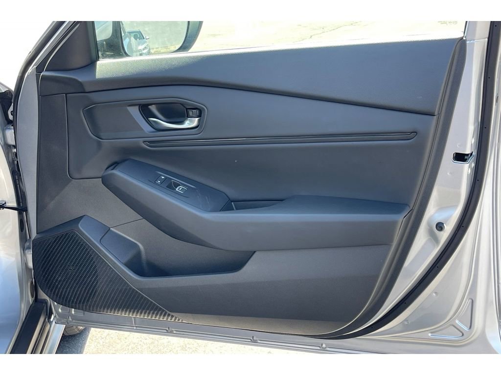Certified 2023 Honda Accord EX image 13