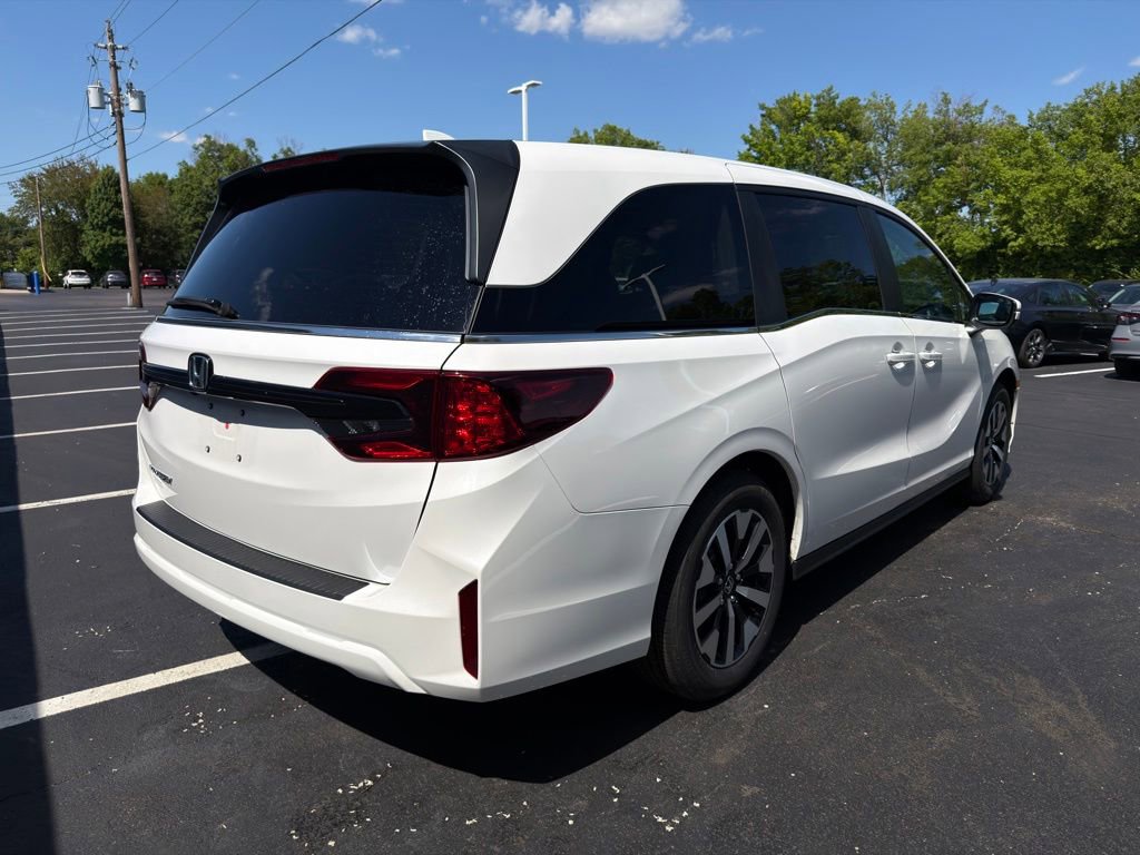 Certified 2026 Honda Odyssey EX-L image 4