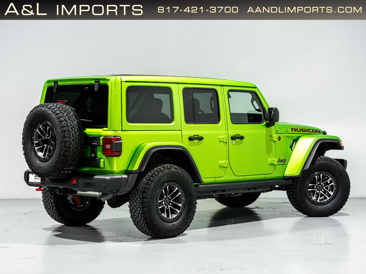 Used 2025 Jeep Wrangler Unlimited Rubicon image 3