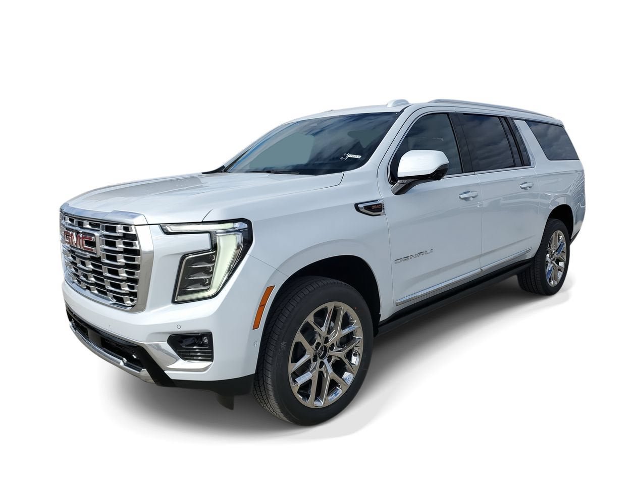 New 2026 GMC Yukon XL Denali w/ Sun & Power Step Package AWD/4WD image 3