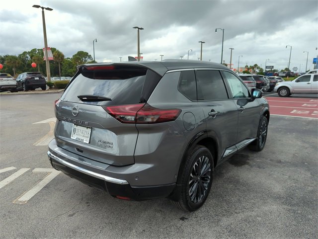 New 2026 Nissan Rogue Platinum image 5