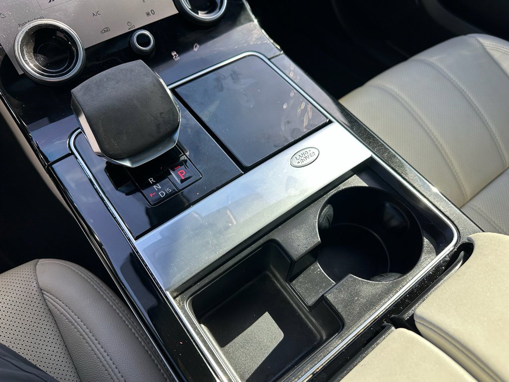 Used 2023 Land Rover Range Rover Velar R-Dynamic S image 19