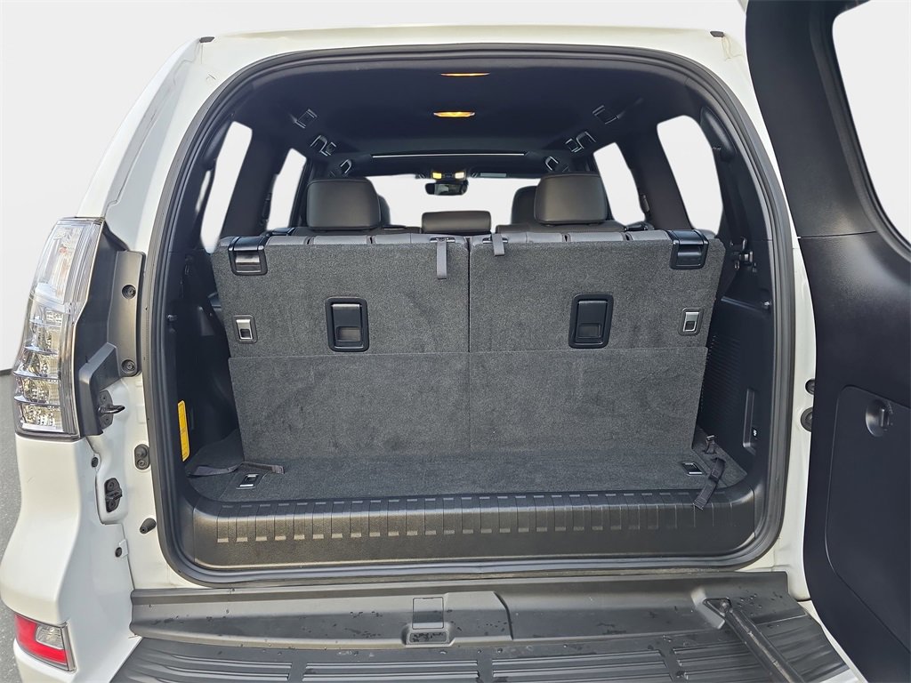 Used 2022 Lexus GX 460 Premium image 13