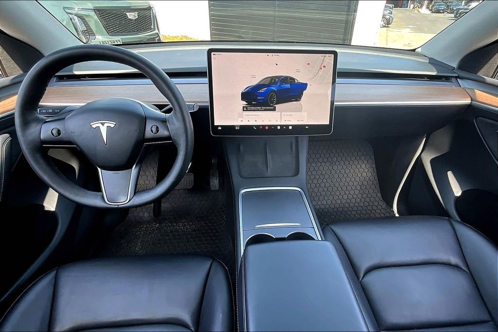 Used 2023 Tesla Model Y Long Range image 14