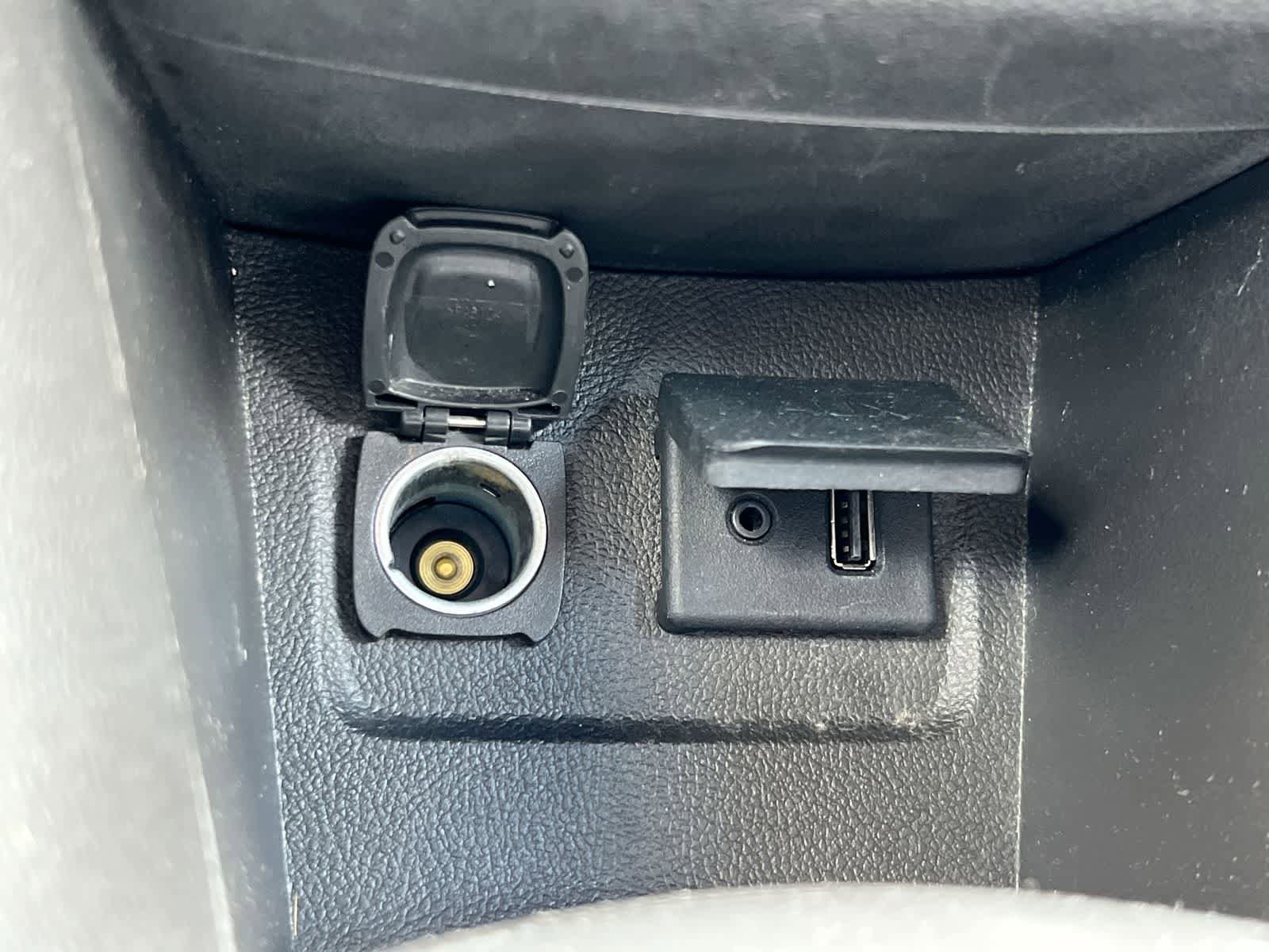 Used 2015 Buick Encore FWD image 30
