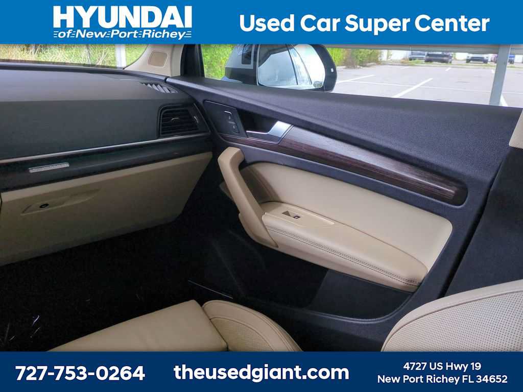 Used 2022 Audi Q5 2.0T Prestige AWD/4WD image 19