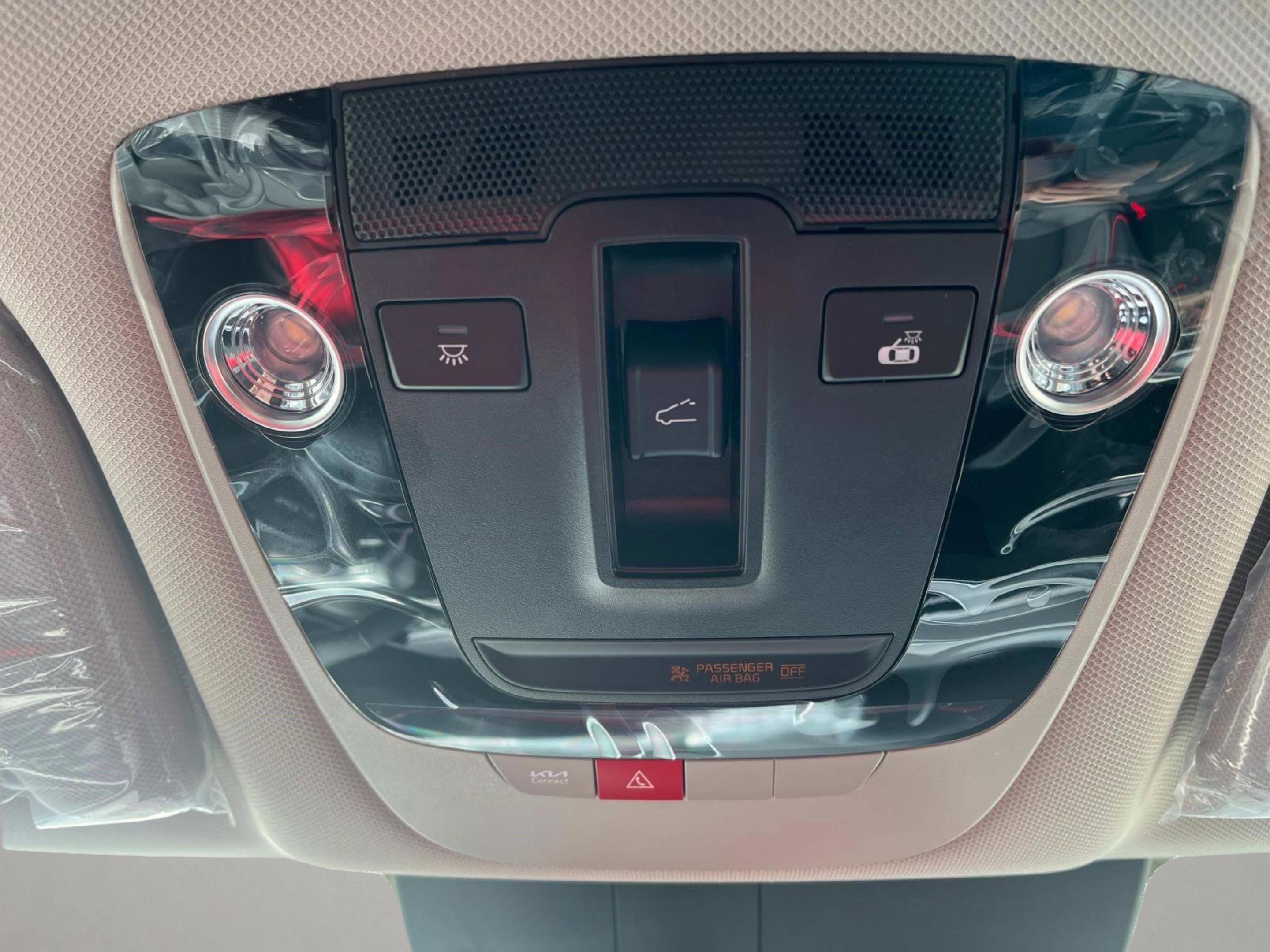 New 2025 Kia Sorento S w/ Panoramic Sunroof Package image 31