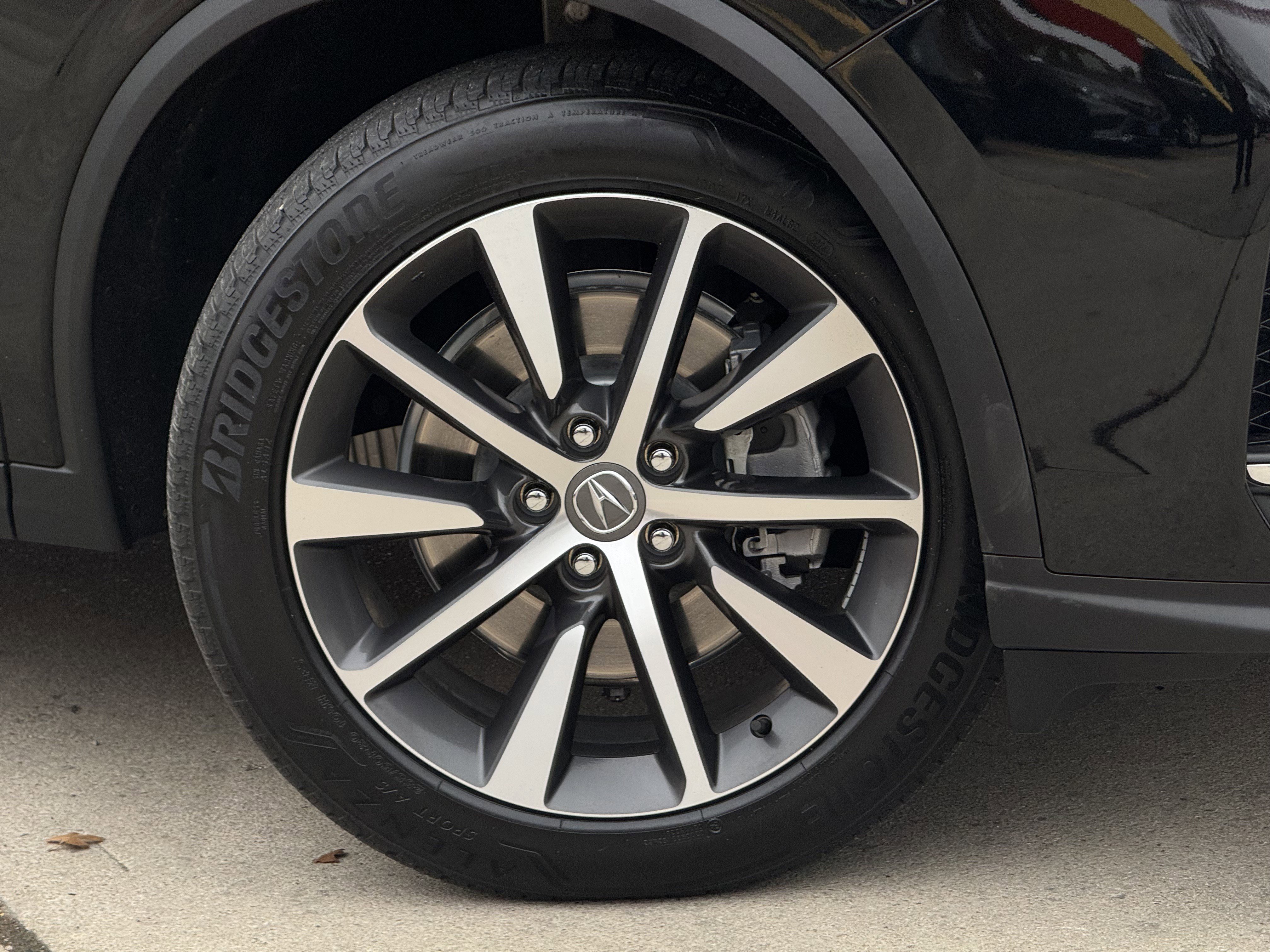 Used 2025 Acura MDX SH-AWD w/ Technology Package image 3