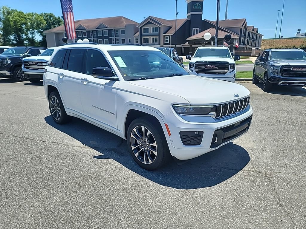 Used 2023 Jeep Grand Cherokee Overland w/ Luxury Tech Group IV
