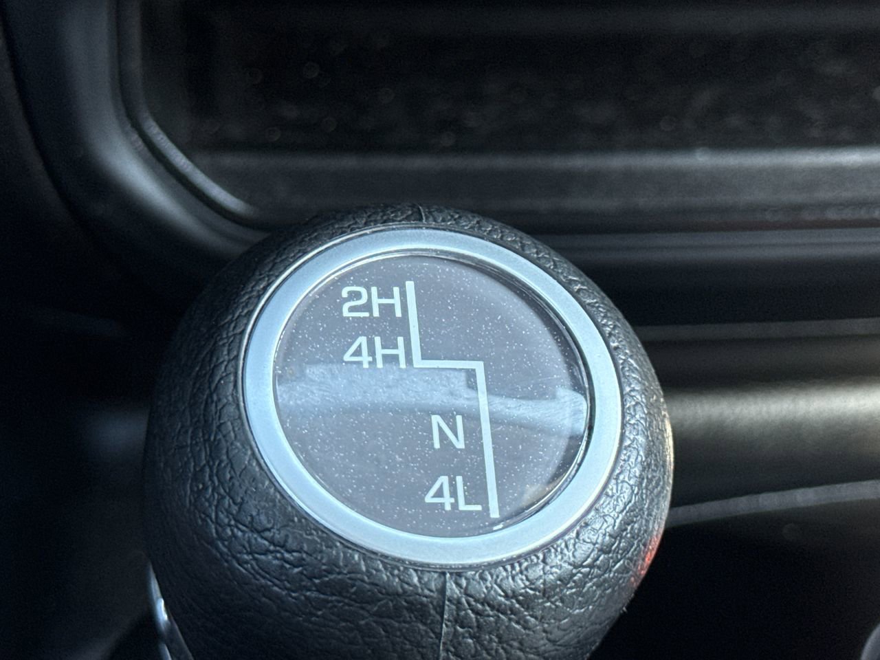 Used 2025 Jeep Gladiator Sport AWD/4WD image 28