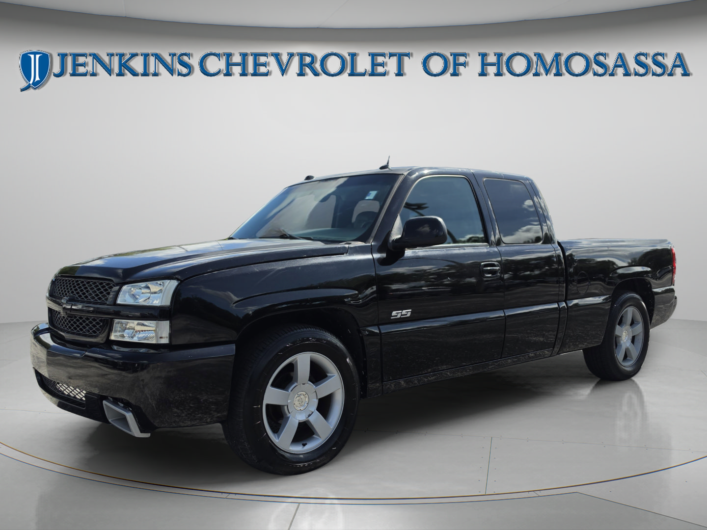 Used 2004 Chevrolet Silverado 1500 SS AWD/4WD image 9