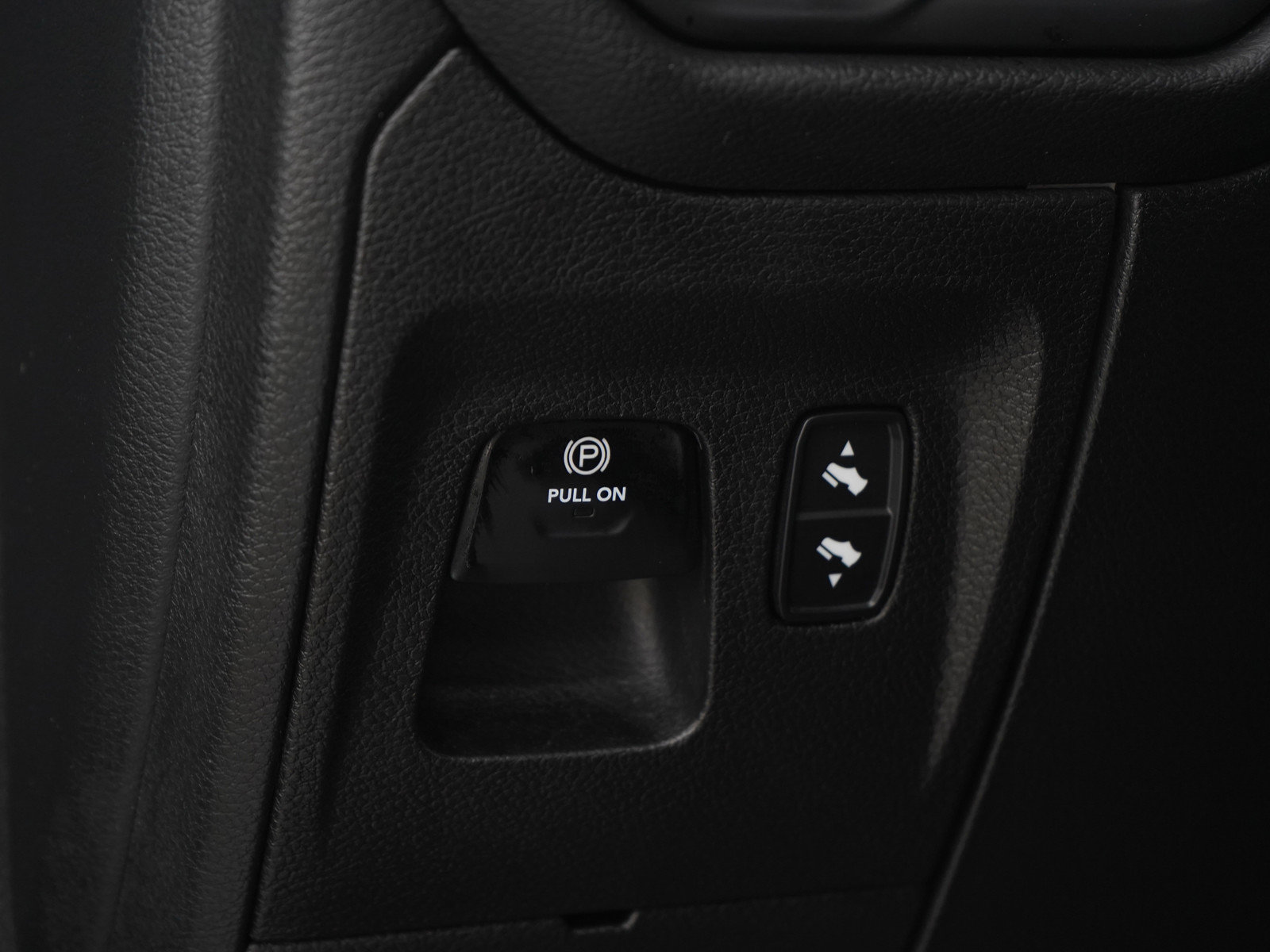 Used 2021 RAM 1500 Laramie AWD/4WD image 26