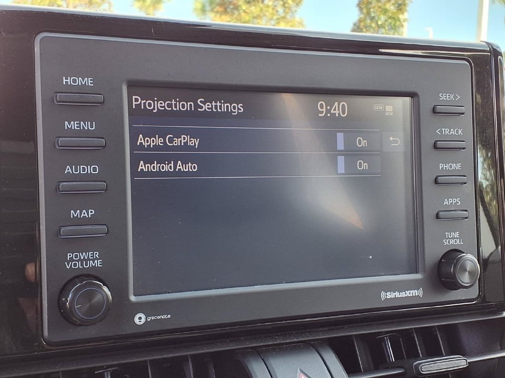 Used 2022 Toyota RAV4 XLE w/ Convenience Package FWD image 30