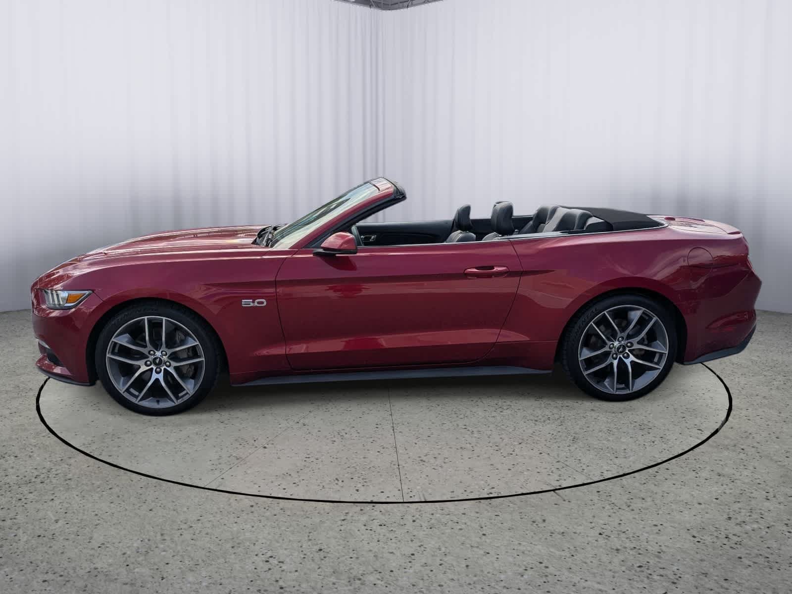 Used 2016 Ford Mustang GT Premium w/ Equipment Group 401A RWD image 6