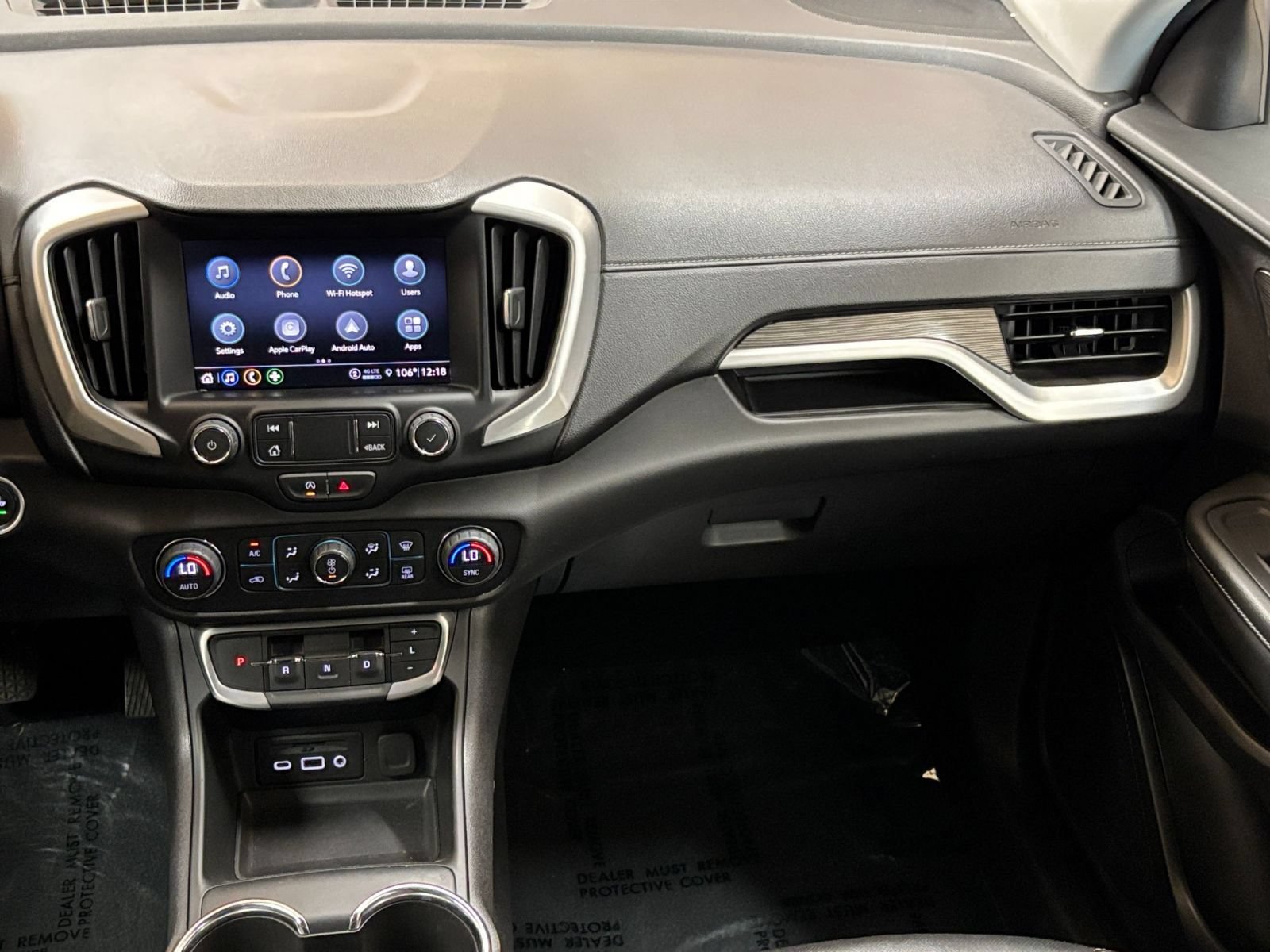 Used 2024 GMC Terrain SLT AWD/4WD image 32