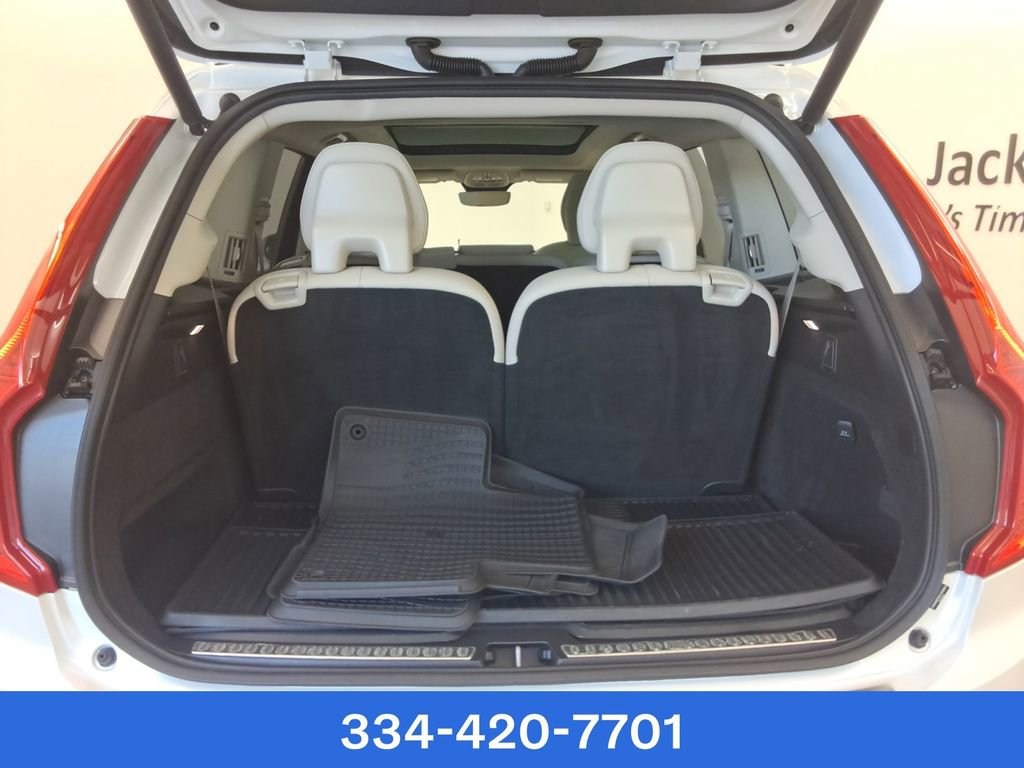 New 2025 Volvo XC90 T8 Plus w/ Protection Package Premier image 22