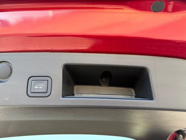 Used 2026 GMC Terrain Denali image 10