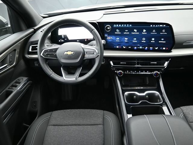 New 2025 Chevrolet Traverse LT w/ LPO, Floor Liner Package image 25