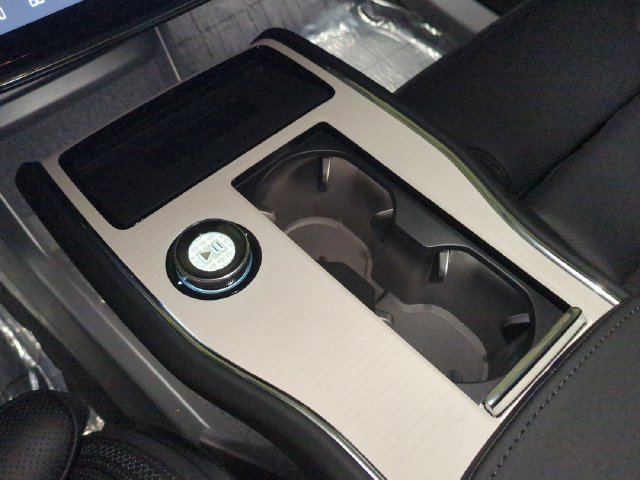 New 2026 Volvo EX90 Ultra AWD/4WD image 24