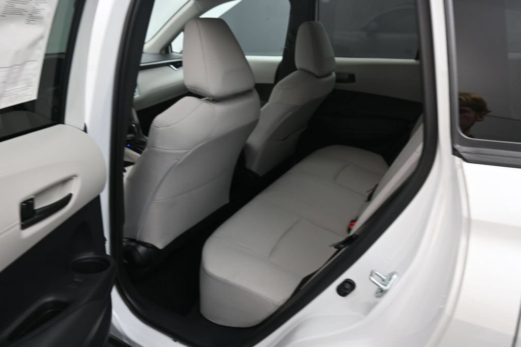 Used 2024 Toyota Corolla Cross LE FWD image 14