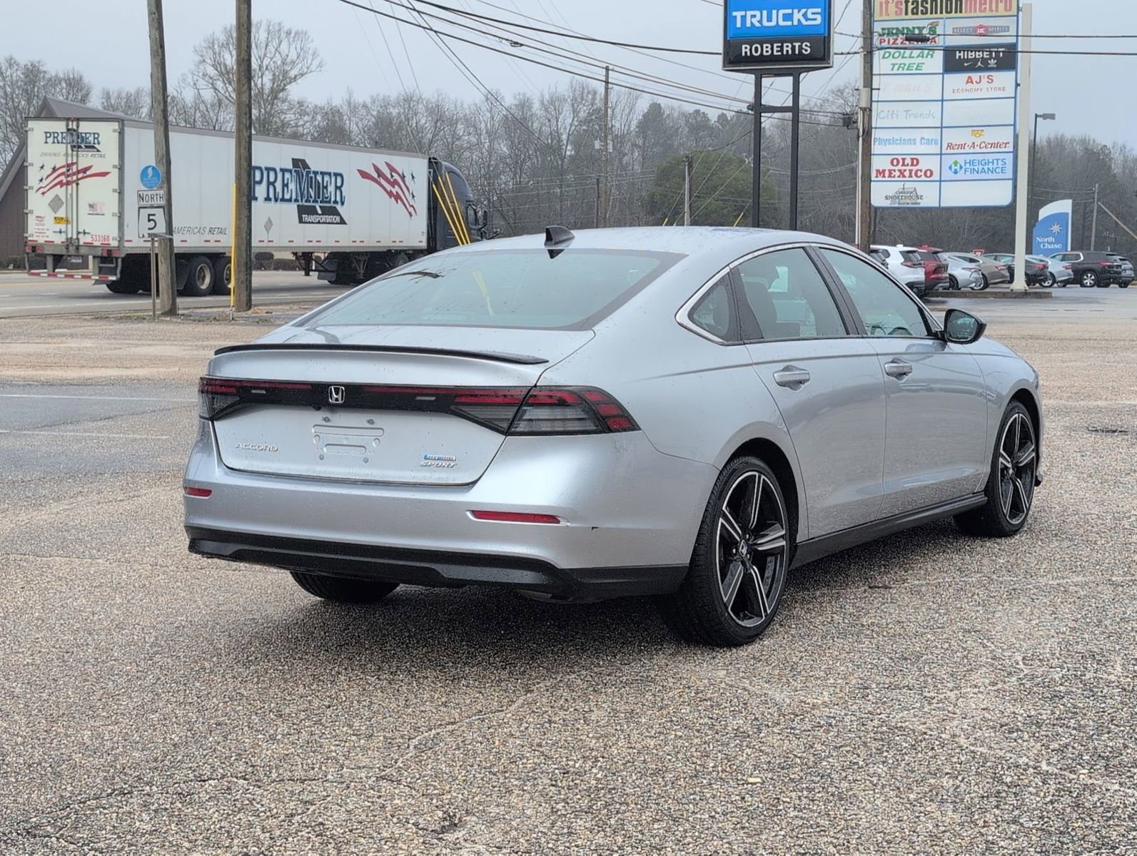 Used 2024 Honda Accord Sport image 6