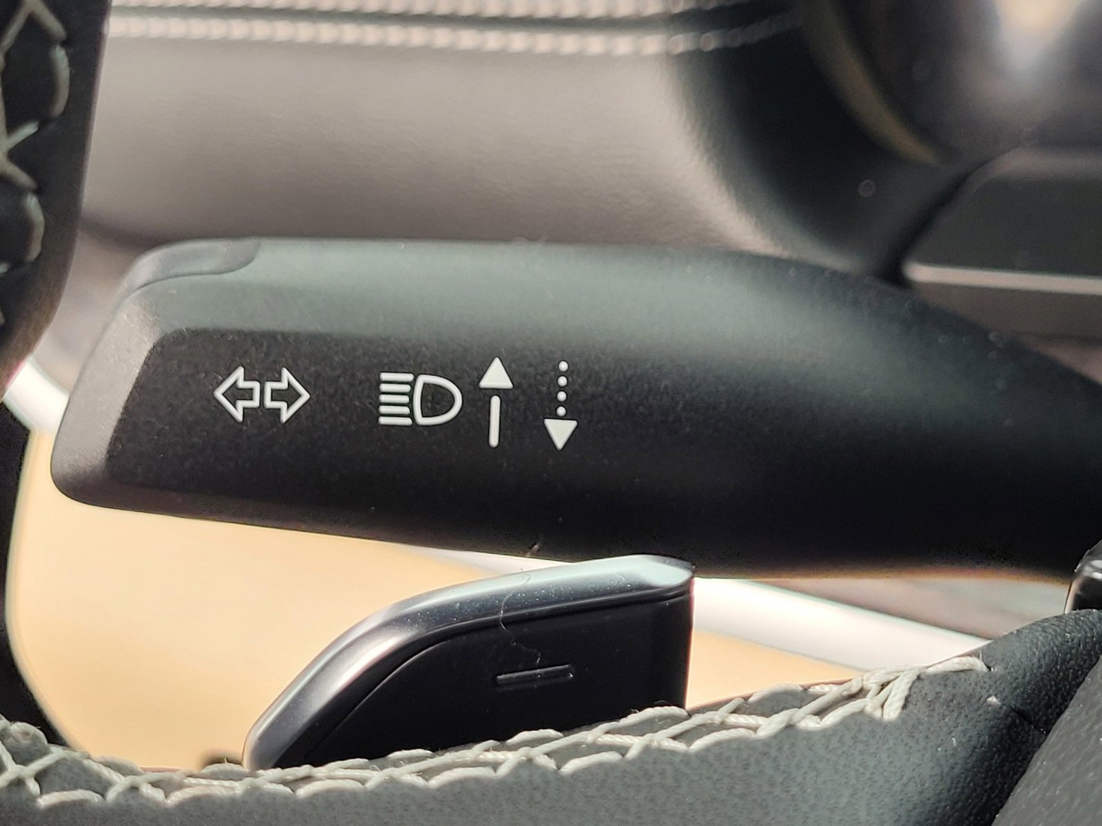 New 2025 Jeep Grand Cherokee Limited w/ Luxury Tech Group II image 23