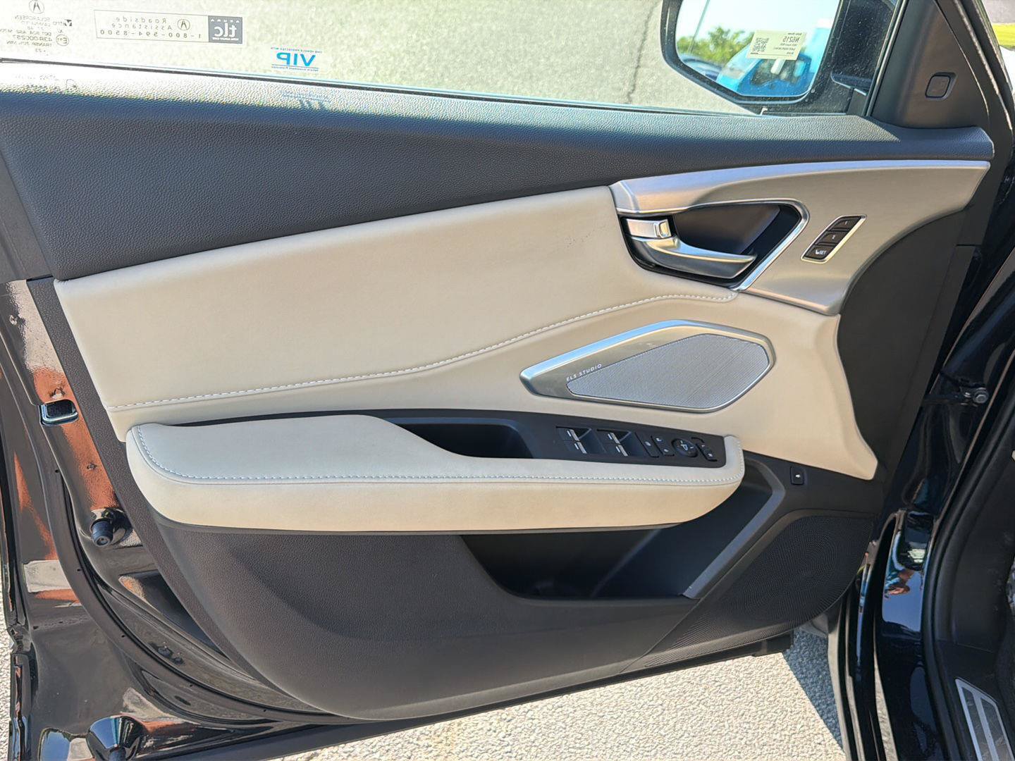 Used 2023 Acura RDX w/ Technology Package FWD image 15