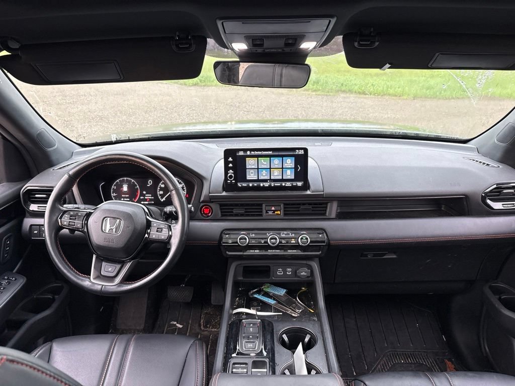 Used 2025 Honda Pilot TrailSport image 20