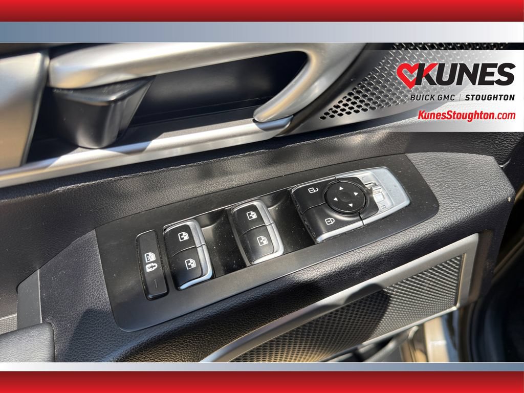 Used 2021 Kia Telluride S AWD/4WD image 19