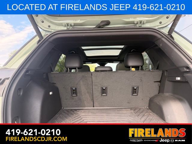 Used 2025 Chevrolet Equinox LT w/ Convenience Package II FWD image 6