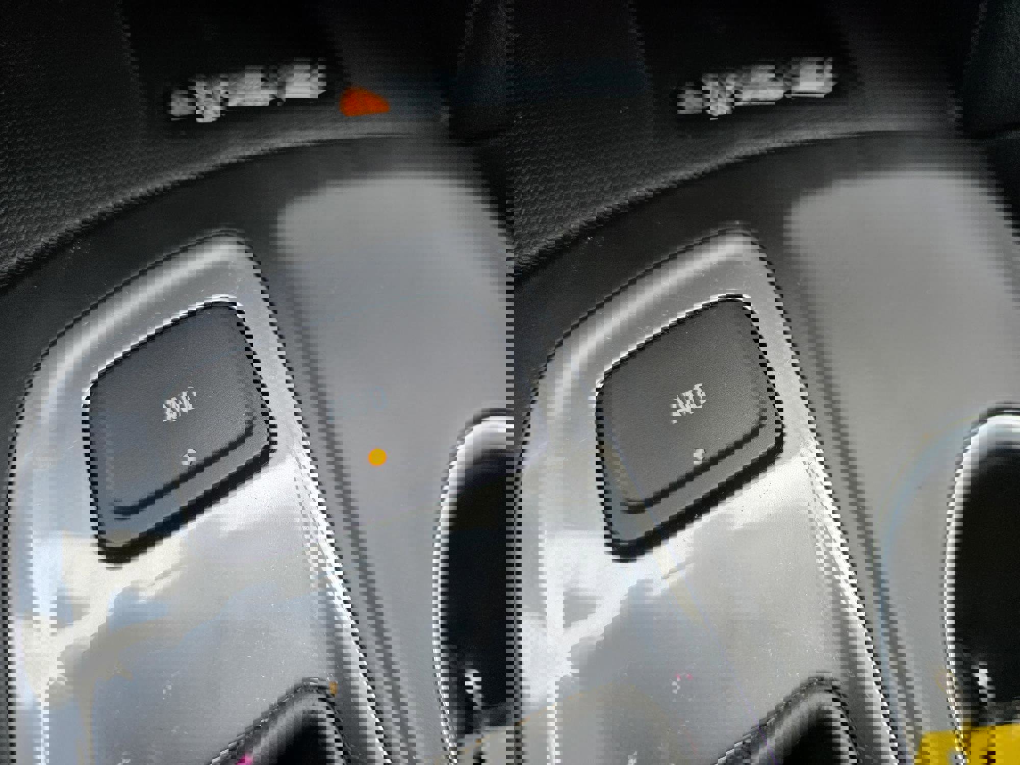 Used 2018 Chevrolet Equinox Premier image 9