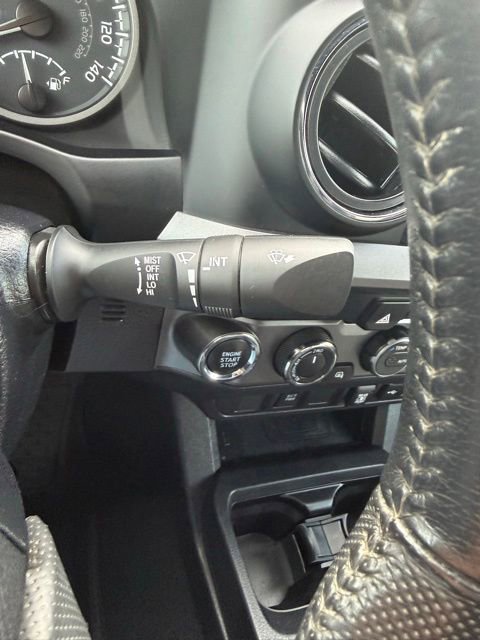 Used 2023 Toyota Tacoma TRD Off-Road AWD/4WD image 20