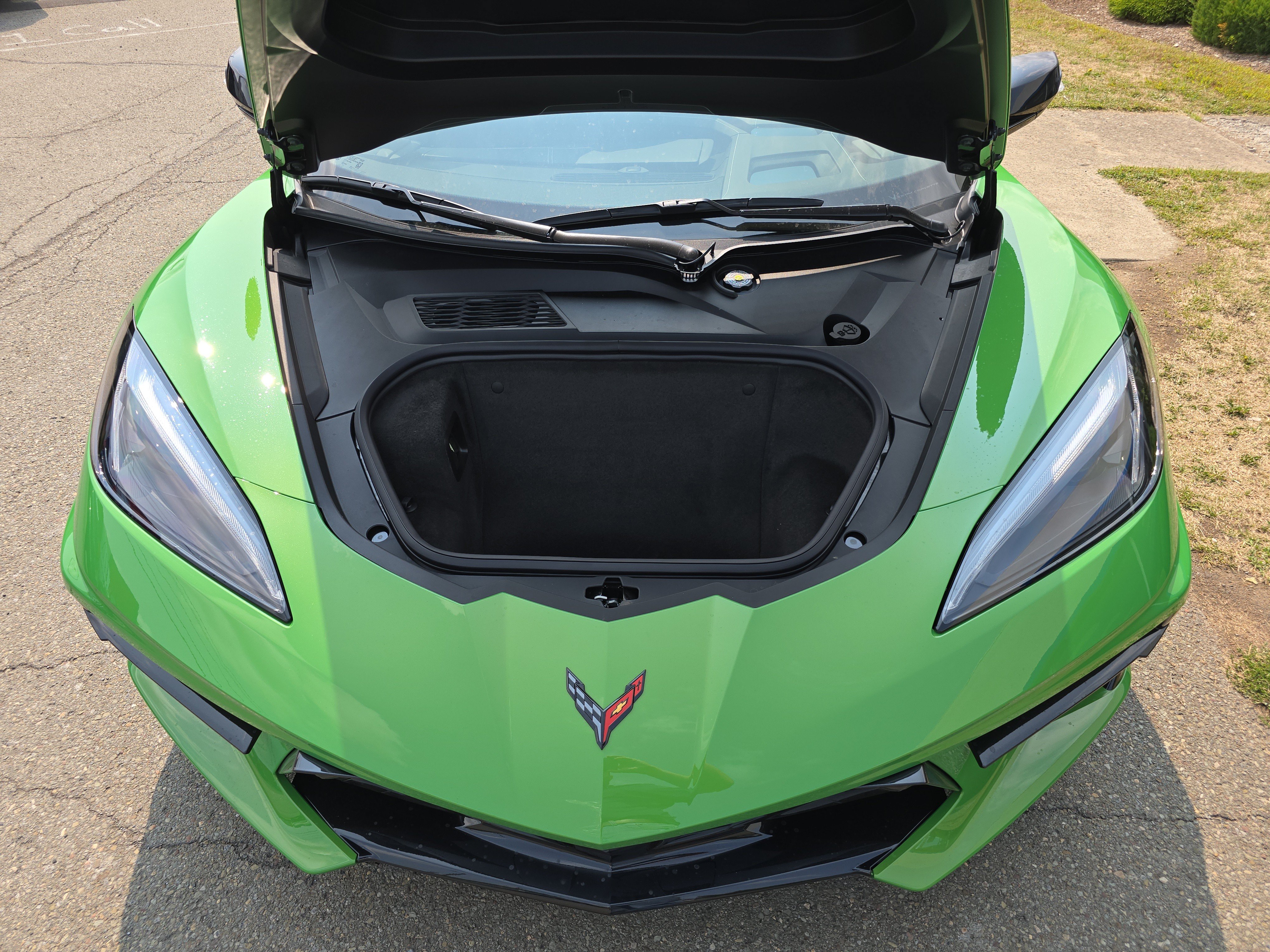 New 2026 Chevrolet Corvette Stingray Premium Cpe w/ Z51 Performance Package RWD image 11