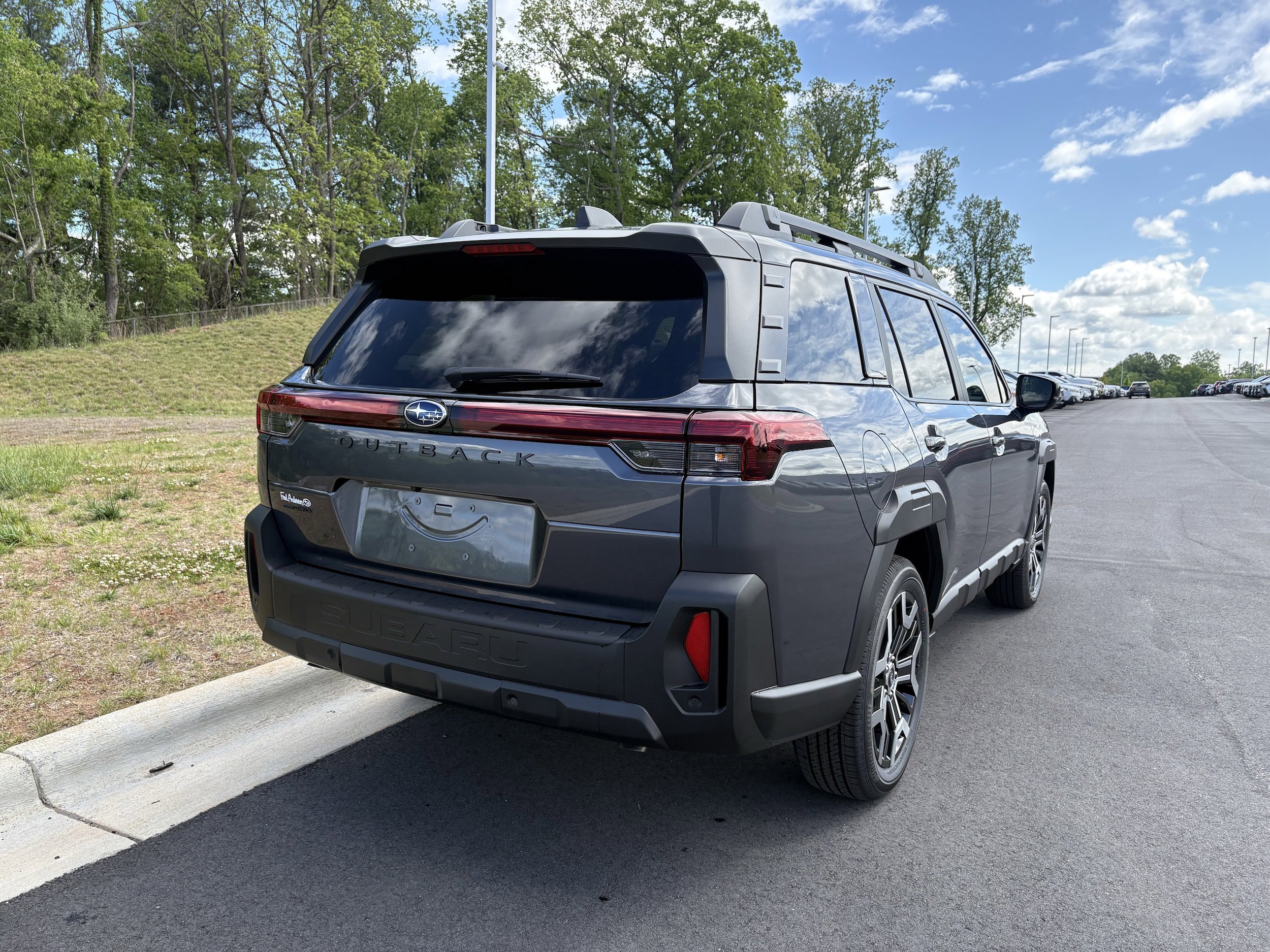 New 2026 Subaru Outback Touring XT AWD/4WD image 9