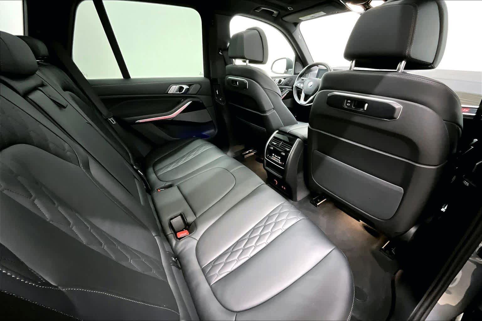 Used 2025 BMW X5 xDrive50e AWD/4WD image 20