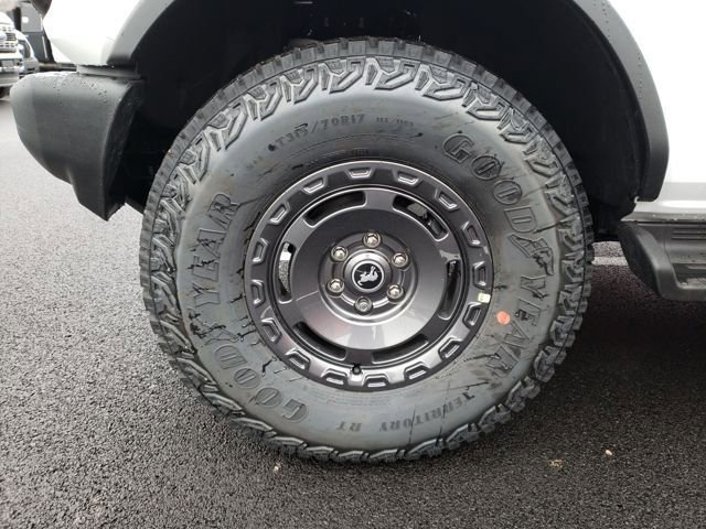 New 2025 Ford Bronco Outer Banks w/ Sasquatch Package image 27