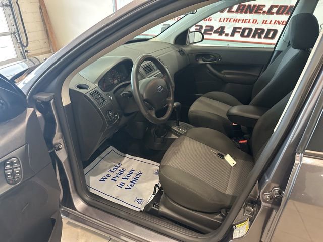 Used 2006 Ford Focus ZX5 Hatchback image 9