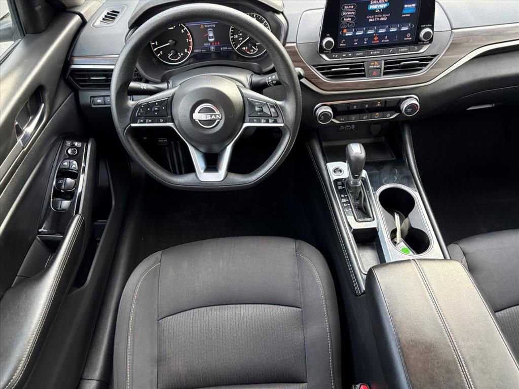 Used 2023 Nissan Altima 2.5 SV image 23