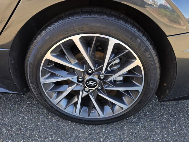 Used 2020 Hyundai Sonata Limited image 13